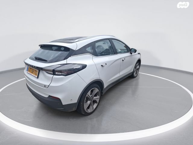 ג׳ילי Geometry C