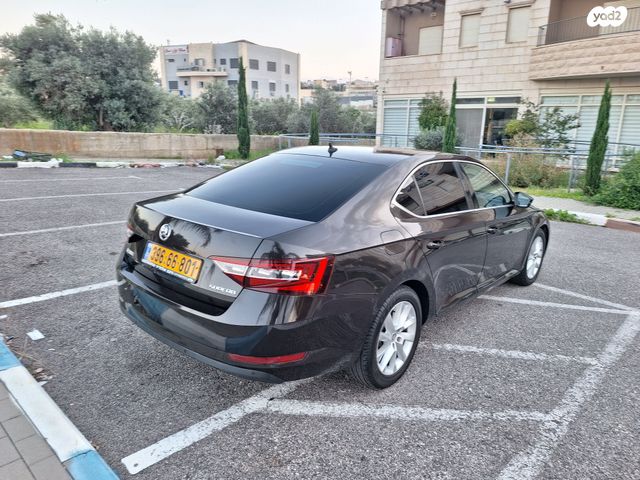 מודעת רכב סקודה סופרב 2