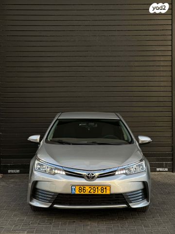 טויוטה קורולה