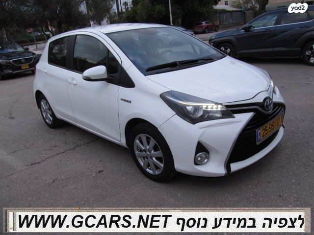 טויוטה יאריס