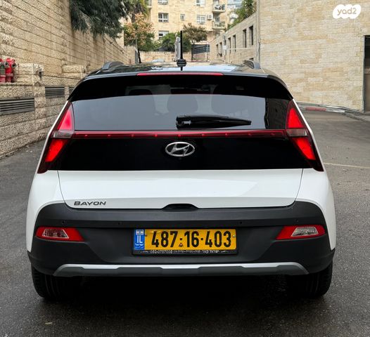 יונדאי באיון