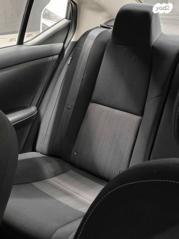 ניסאן סנטרה