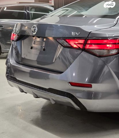 ניסאן סנטרה