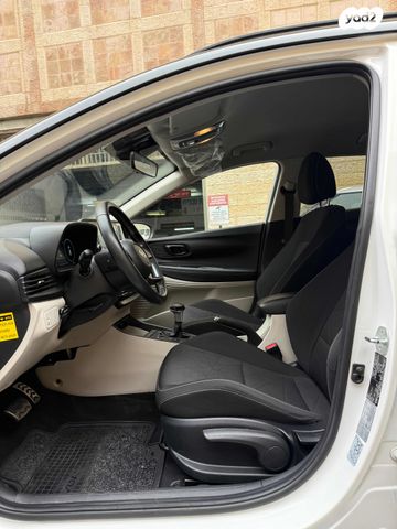 יונדאי באיון