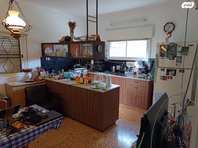 בית פרטי/ קוטג', האלונים 18, טבעון הוותיקה, קרית טבעון