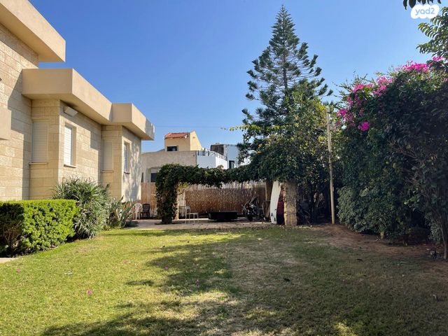 בית פרטי/ קוטג', הגדוד העברי 2, עין התכלת, נתניה