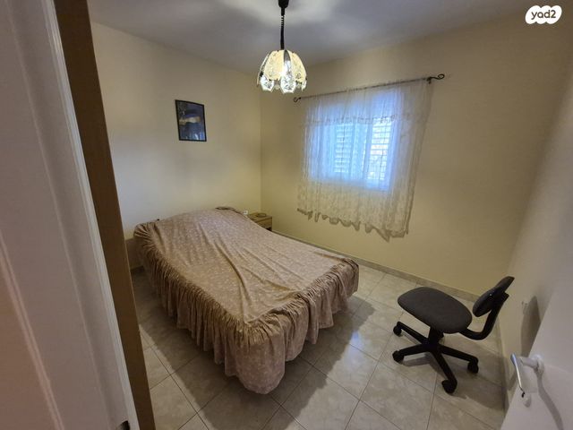 דו משפחתי, הרב שג"ר 1, תקוע, תקוע