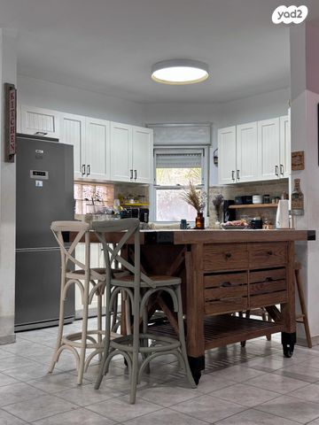 בית פרטי/ קוטג', ברקן 17, בת חפר, בת חפר