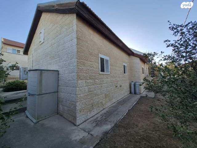 דו משפחתי, הרב שג"ר 1, תקוע, תקוע