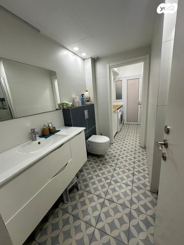 דירה, אהבת אדם 92, שרונה, כפר יונה