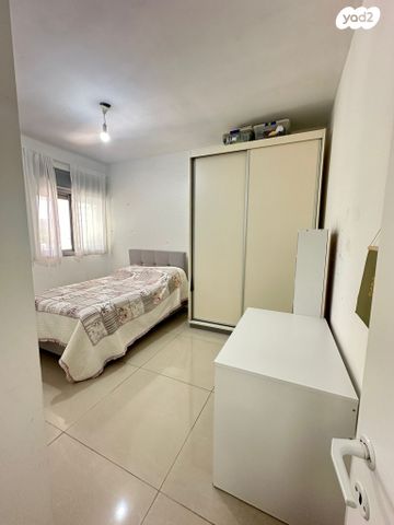 דירת גן, הצדף 14, נאות רבין, יבנה