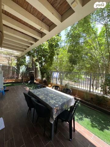 דירת גן, הצדף 14, נאות רבין, יבנה