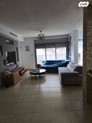 גג/ פנטהאוז, חיים שרף 4, רביבים, גני ראשון, ראשון לציון