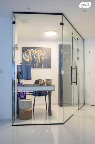 דירה, לח"י 10, רמת אפרים, נתניה