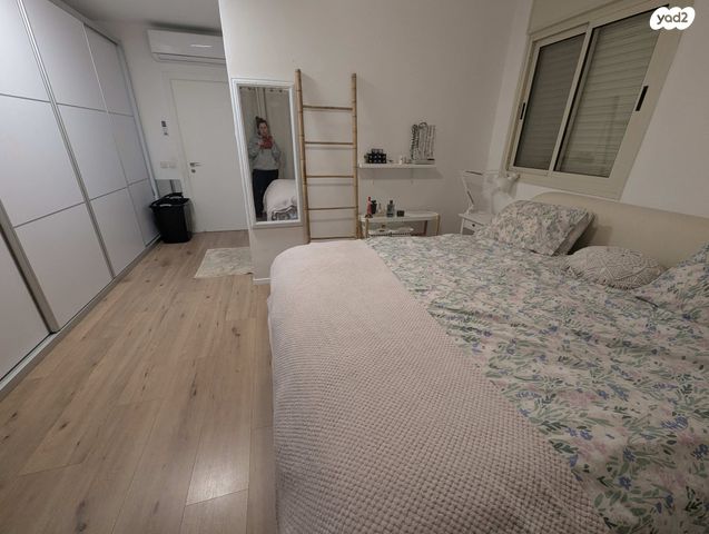 גג/ פנטהאוז, נחל פולג 25, צור יצחק, צור יצחק