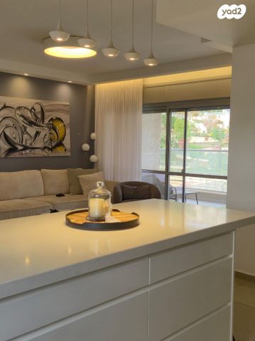 דירה, הרב כלפון משה הכהן 18, חומת שמואל, הר חומה, ירושלים