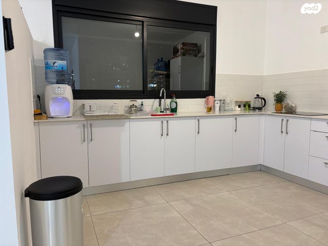 דירה, שלום הגליל 7, אריק שרון, נהריה