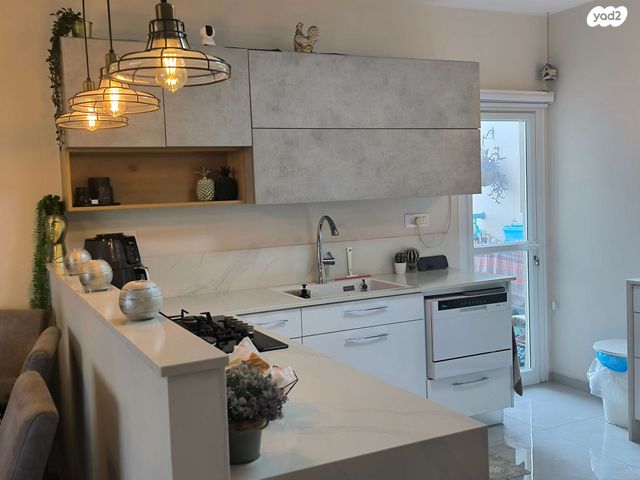 דירה, התזמורת 34, נאות אשלים, ראשון לציון