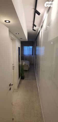 דירת גן, שרה אהרונסון 30, גדרה מזרח, גדרה