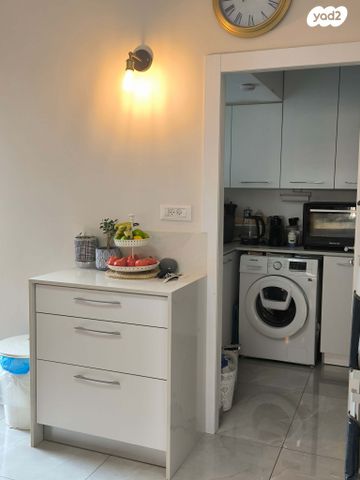 דירה, התזמורת 34, נאות אשלים, ראשון לציון