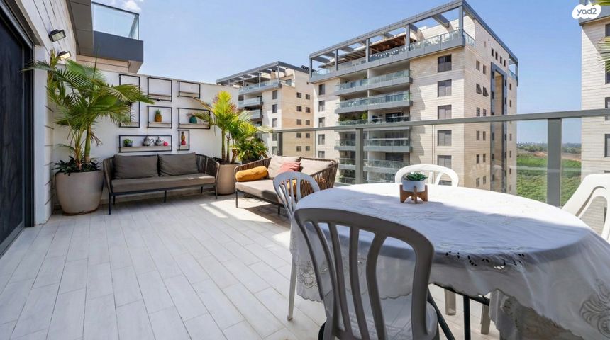 גג/ פנטהאוז, שייקה אופיר 8, יפה נוף, כפר יונה