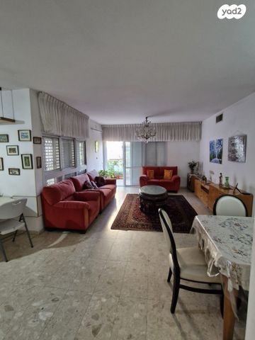 פנחס רוטנברג 73