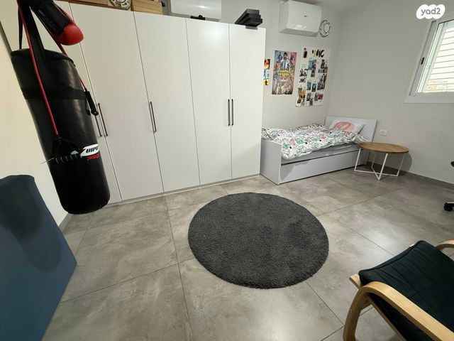 גג/ פנטהאוז, הנשיאים 55, כפר גנים ב, פתח תקווה