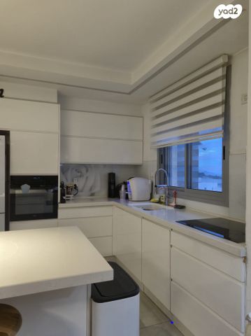 דירה, הרב כלפון משה הכהן 18, חומת שמואל, הר חומה, ירושלים