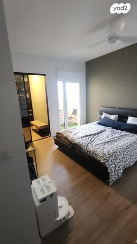 גג/ פנטהאוז, דרך העצמאות 29, ליבת העיר, יהוד מונוסון