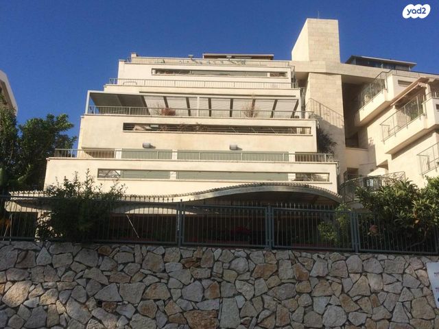 דירה, דוכיפת 10, רמת חן, חיפה