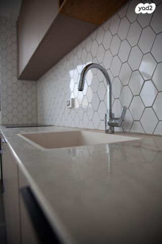 דירה, רבנו חננאל 9, גבעת הרצל, אזור המלאכה יפו, תל אביב יפו