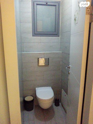 דירה, הנחלים 120, הנחלים, מעלה אדומים