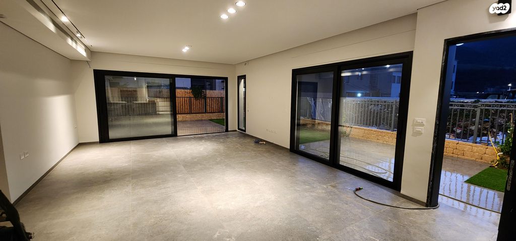 דירת גן, שולמית אלוני 3, בצל האורנים, קרית טבעון