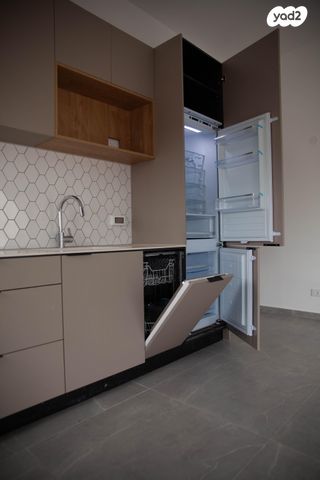 דירה, רבנו חננאל 9, גבעת הרצל, אזור המלאכה יפו, תל אביב יפו