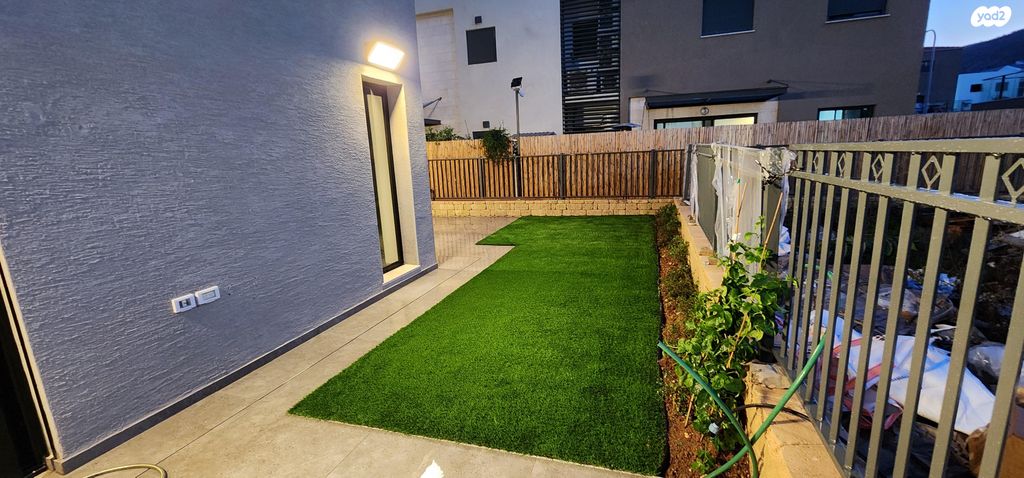 דירת גן, שולמית אלוני 3, בצל האורנים, קרית טבעון