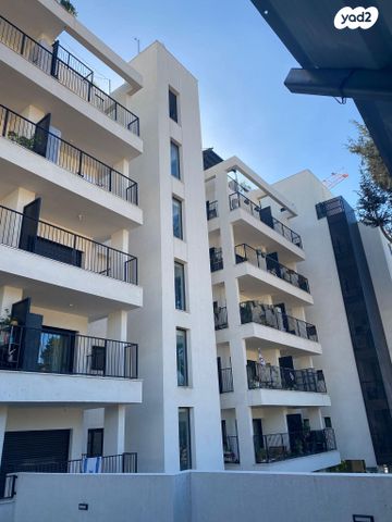 דירה, דרך השלום 91, תל חיים, תל אביב יפו