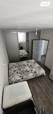 דירה, הפורצים 9, תל גיבורים, חולון