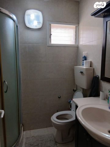 דירה, הרב רפאל אנקואה 18, שער העליה, חיפה