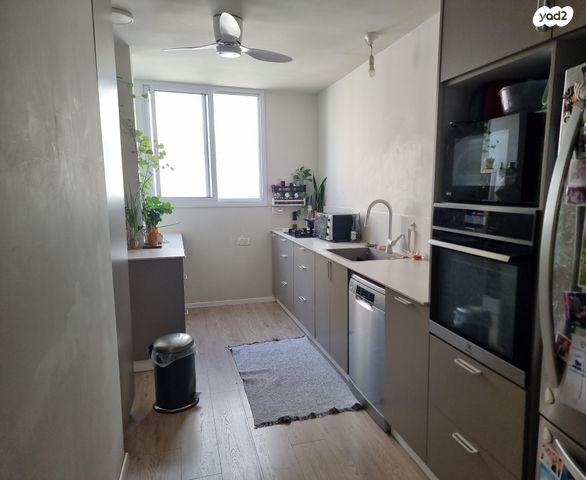 דירה, עמק ברכה 1, נחלת יצחק, תל אביב יפו