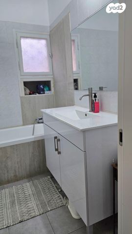 גג/ פנטהאוז, פנחס רוזן 45, הדר יוסף, תל אביב יפו