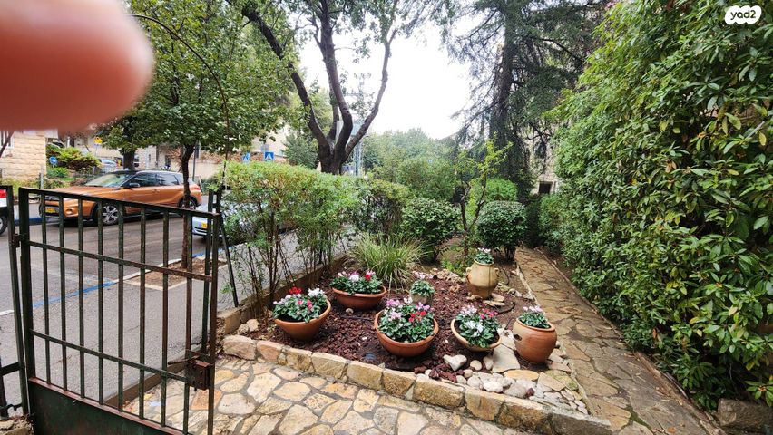 דירה, שדרות בן מיימון 17, רחביה, ירושלים