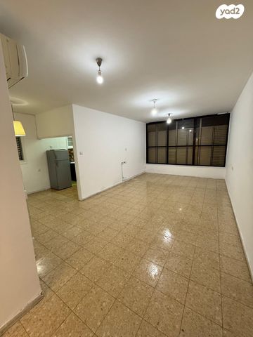 דרך אבא הלל 38