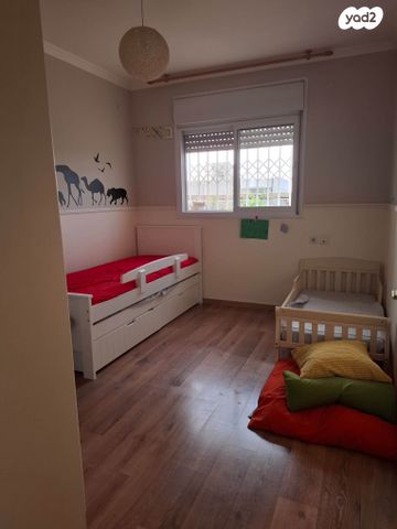 דירה, שדרות מנחם בגין 1, קרית הסביונים, יהוד מונוסון