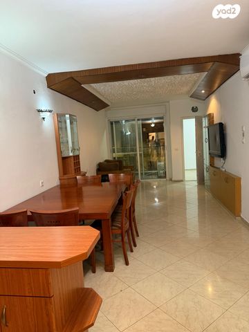 דירה, השיקמה 45, דרום מערב ותיק, בת ים