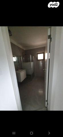 דירה, ההגנה 8, יצחק רבין, מעלות תרשיחא