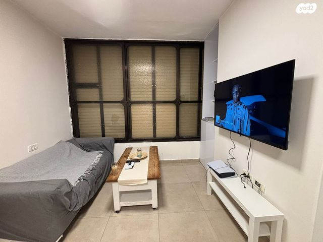 ישראל טלר 13