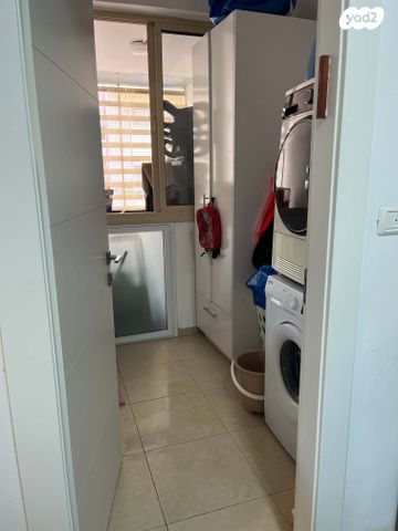 דירה, הבריגדה היהודית 5, גלי הים, נתניה