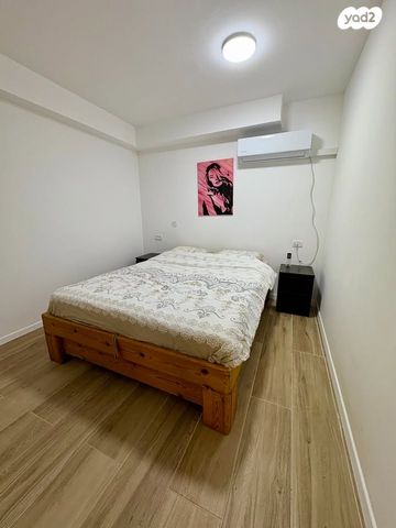 יחידת דיור, עפרוני 35, צעירה, כפר ורדים