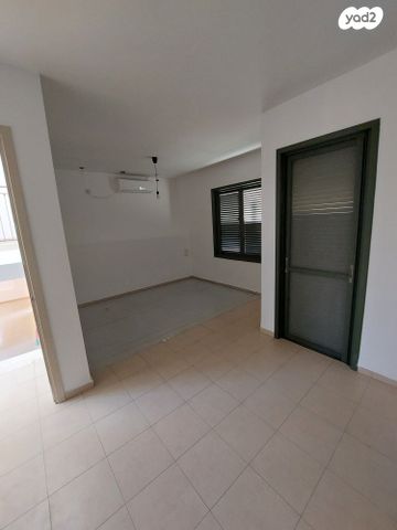 דו משפחתי, באר גנים 43, באר גנים, אבן יהודה