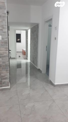 דירה, הראשונים 26, רובע א', אשדוד